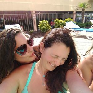 Meet your Posher, Connie